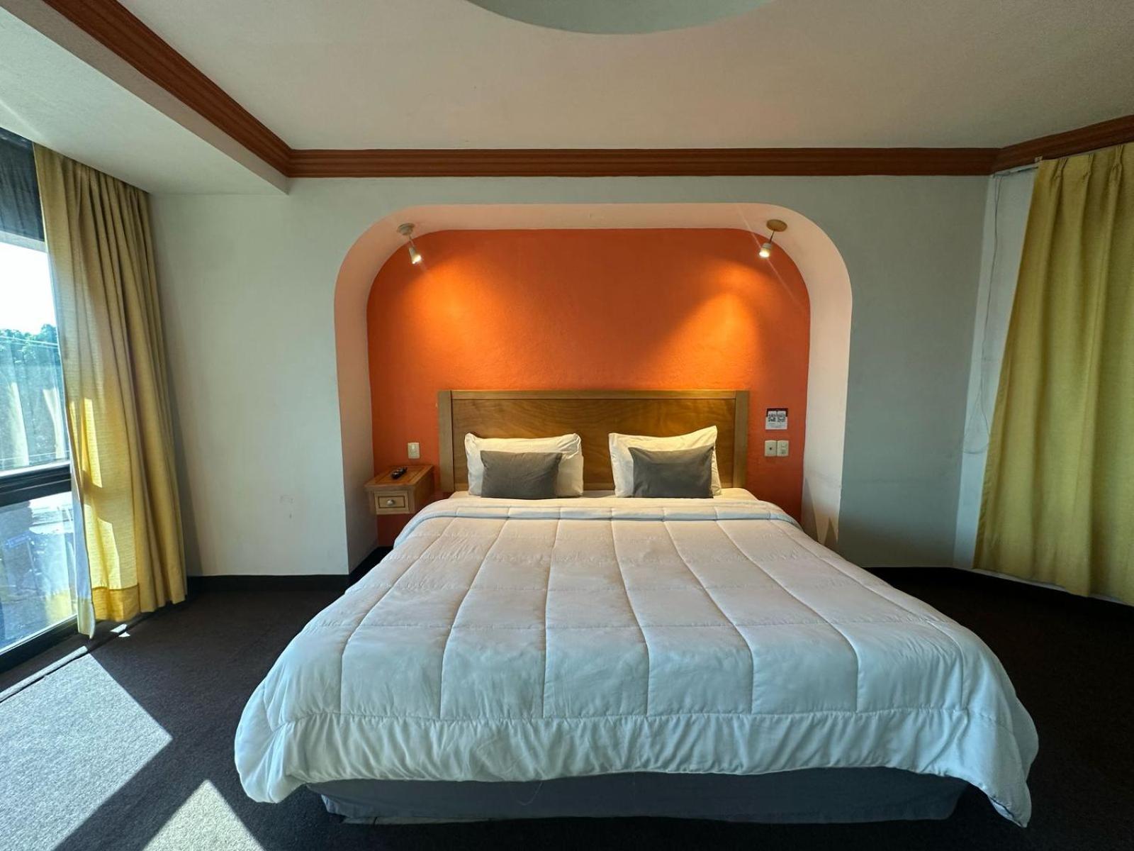 Hotel Florencia By Marho 3*